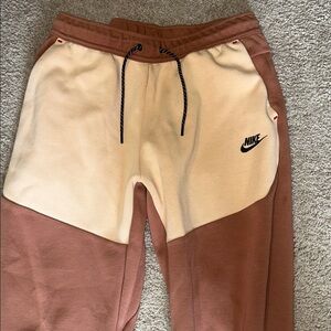 RARE Deadstocked Nike Tech Pack Fleece Two tone Sweatpant joggers